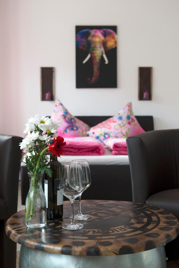 Cafe & Mehr Hotel Halle  Luaran gambar